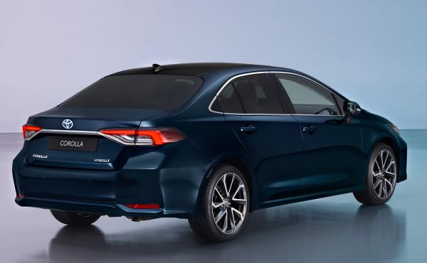 Toyota Corolla 1.8 Hybrid Otomatik 2023